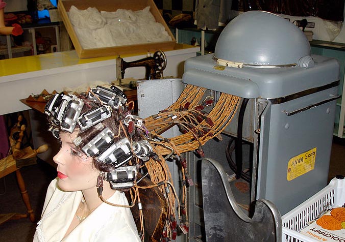 Electric hair curler